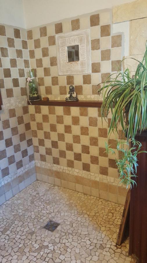 Chambre L'Orchidee Vallon-Pont-dʼArc Exterior foto